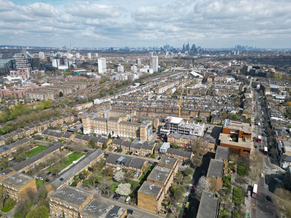 how does putneys property market compare to other areas in london
